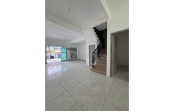 Lahat, Ipoh, Perak 31500