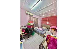J, Ampang, Selangor 56100