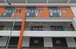 Persiaran Hulu Selangor, Seksyen 26, Shah Alam, Selangor 40400