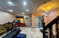 Jalan Tasik Puteri, Rawang, Selangor 48300