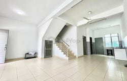 Persiaran Hill Park, Puncak Alam, Bandar Puncak Alam, Selangor 42300