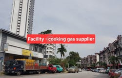 J, Seri Kembangan, Selangor 43300