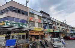 Jalan Cempaka, Ampang, Selangor 68000