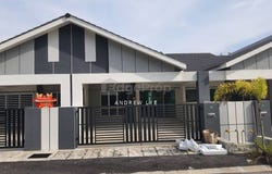 Lahat, Ipoh, Perak 31500