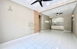 off Lebuhraya SILK, Kajang, Selangor 43000