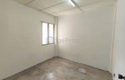 R, Ampang, Selangor 68000