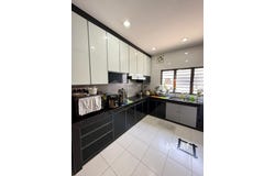 Jalan Rodat, Bandar Bukit Raja, Selangor 40150