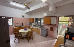 Jalan Bunga Raya, Shah Alam, Selangor 40000