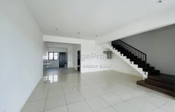 Persiaran Aman Serenia, Dengkil, Selangor 43800
