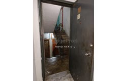 J, Ampang, Selangor 68000