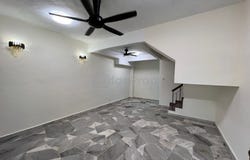 Jalan Intan 2, Puchong, Selangor 47100