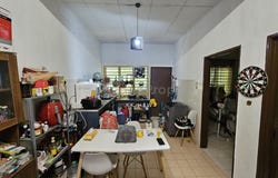 Jalan 1/1, Semenyih, Selangor 43500