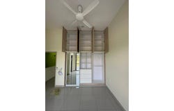 Jalan FLora, Telok Panglima Garang, Selangor 42500