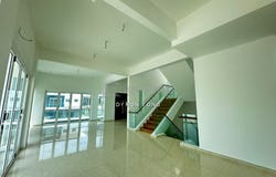 Jalan Ridgeview, Kajang, Selangor 43000
