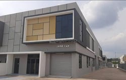 Jalan Eco Perindustrian 5, Bandar Puncak Alam, Selangor 42300