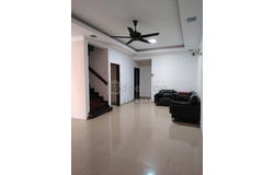 Jalan Puteri 8, Puchong, Selangor 47100