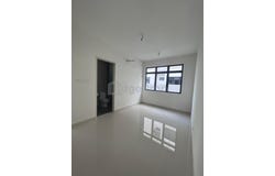 Persiaran Sutera Danga, Johor Bahru, Johor 81200