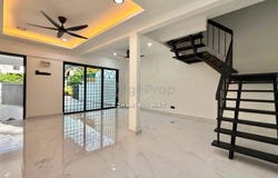 Jalan TK 2, Puchong, Selangor 47190
