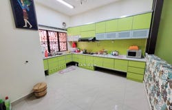 Jalan BK 5D, Puchong, Selangor 47180