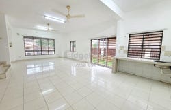 Jalan Mutiara, Puchong, Selangor 47100