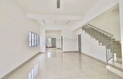 Jalan Salak Perdana, Sepang, Selangor 43950