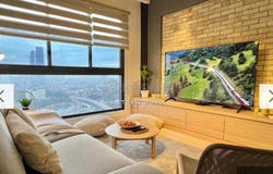 V, Johor Bahru, Johor 80300