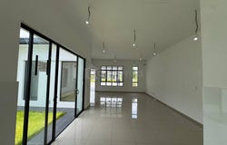 Bandar Puncak Alam, Selangor 42300