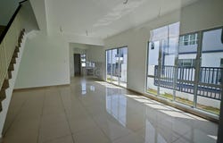 Jalan Muhammad Riza, Sungai Buloh, Selangor 40160