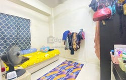 Jalan Pahat H 15/H, Section 15, Shah Alam, Selangor 40000