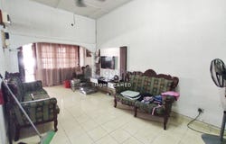 Off Jalan Raya 3, Seri Kembangan, Selangor 47100