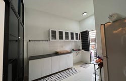 Persiaran Mahkota, Banting, Selangor 42700