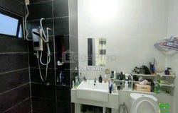 J, Bandar Puncak Alam, Selangor 47000
