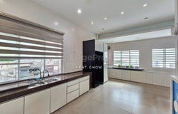 82,LENGKOK RISHAH 3, TAMAN SILIBIN RIA, 30100, Kinta, Perak 30010