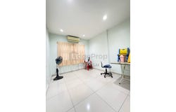 Bandar Puteri Puchong, Selangor 47100
