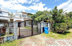 Double Storey Superlink Bukit Jelutong Shah Alam for sale,Bukit Jelutong,Selangor, Shah Alam, Selangor 40150