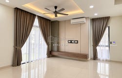 J, Shah Alam, Selangor 40170