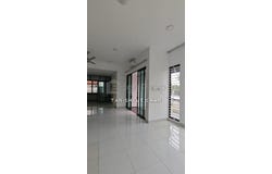 Persiaran Tun Teja, Shah Alam, Selangor 40470