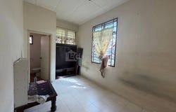 Johor Bahru, Johor 81300