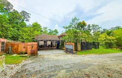 Jalan Sungai Penchala, Kampung Sungai Penchala, Kuala Lumpur 60000