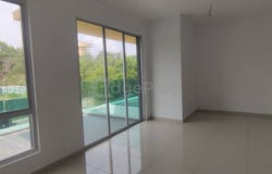 Jalan Ixora, Sepang, Selangor