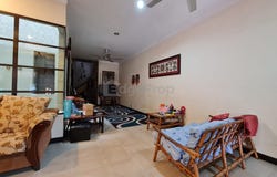 Bukit Jelutong, Selangor