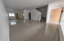 Jalan Midway Crescent, Kota Samarahan, Sarawak 94300