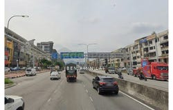 Batu Caves, Selangor 68100