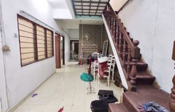 Off Jalan Raya 3, Seri Kembangan, Selangor 47100