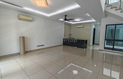 Lebuh Kota Iskandar, Iskandar Puteri, Johor 79100