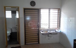J, Klang, Selangor 41200
