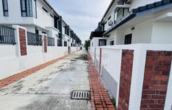 Persiaran Elmina, Sungai Buloh, Selangor 40160
