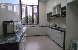 Jalan Kelab Golf, Shah Alam, Selangor 40100