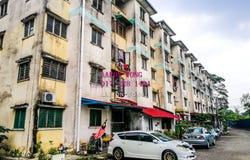 Rawang, Selangor 48020