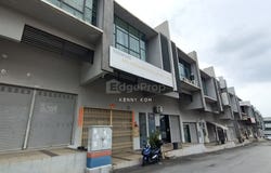 Seri Kembangan, Selangor 43300
